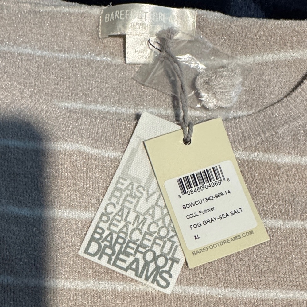 Barefoot Dreams CCUL Pullover - Fog Gray Sea Salt - Picture 2 of 3